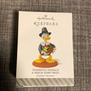Hallmark Keepsake - Disney Thankful Donald